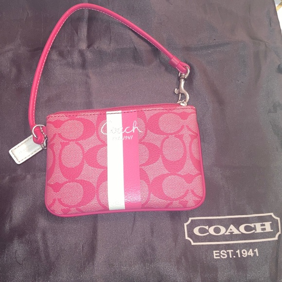 Genuine Coach Heritage Pink and White Wristlet. Signature Wristlet leather trim - Picture 9 of 15